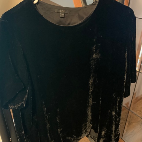 COS | Black Velvet Top - Picture 4 of 4
